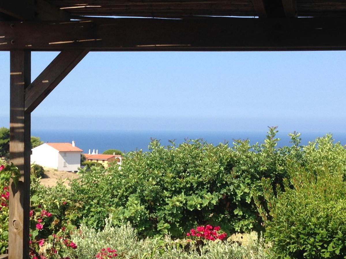 마고마다스 Casa Nel Vigneto Con Vista Mare 아파트 외부 사진